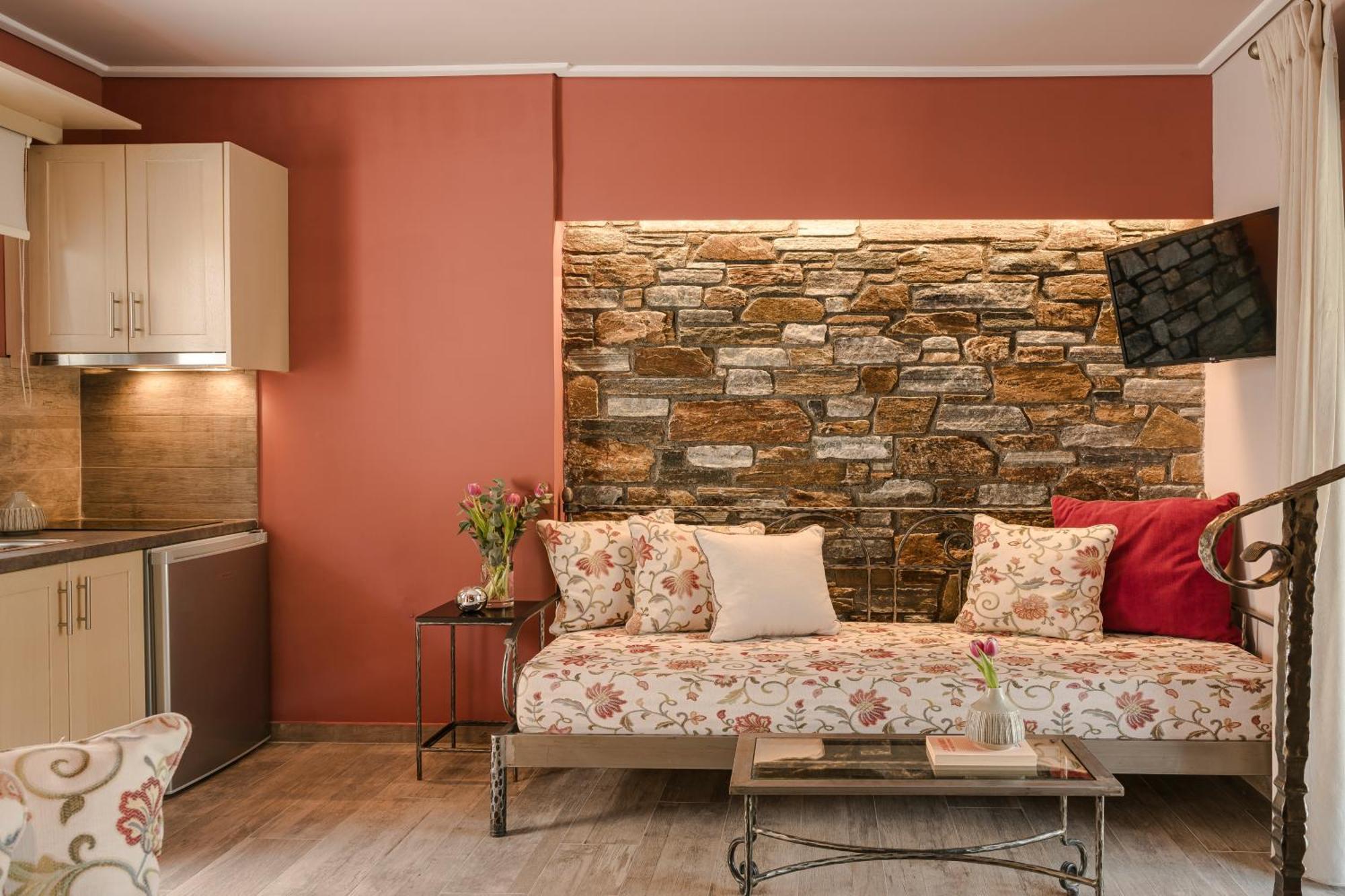 Paramithenio Village Beach Resort & Spa Agioi Apostoloi  Bilik gambar