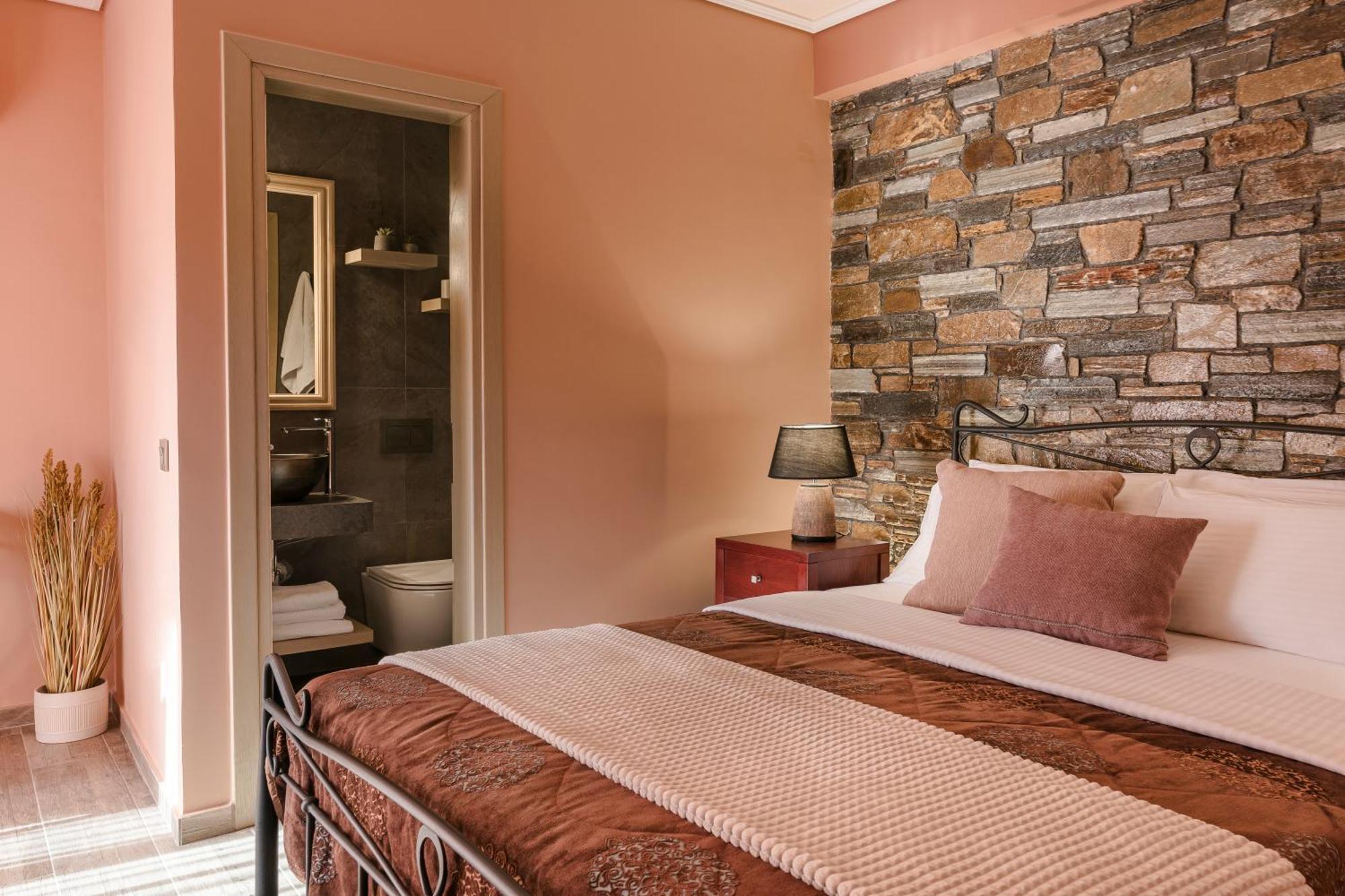 Paramithenio Village Beach Resort & Spa Agioi Apostoloi  Bilik gambar